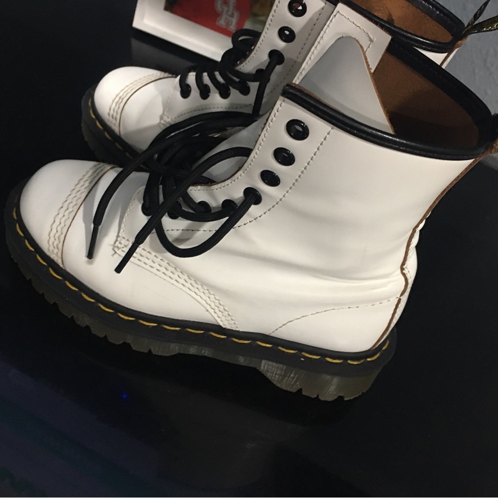 Dr Martens - Picture 2 of 6